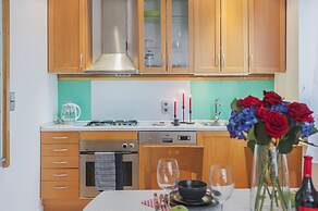 GMApartments 3 rooms at Patriarshie Ponds