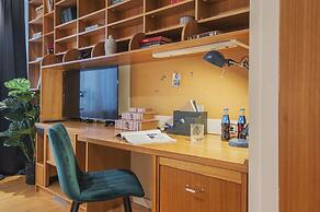 GMApartments 3 rooms at Patriarshie Ponds