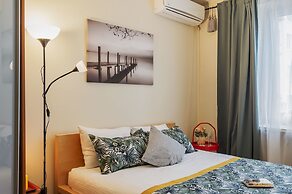 GMApartments 3 rooms at Patriarshie Ponds