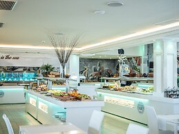 On Hotels Oceanfront - Adults Only