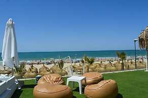 On Hotels Oceanfront - Adults Only