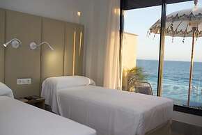 On Hotels Oceanfront - Adults Only