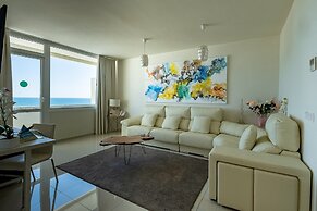 On Hotels Oceanfront - Adults Only