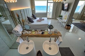 On Hotels Oceanfront - Adults Only