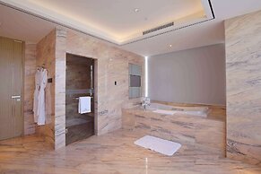 Howard Johnson by Wyndham Glory Plaza ChengHai