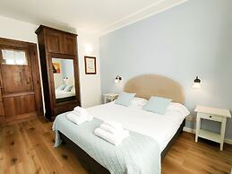 Domus Volumnia Country House