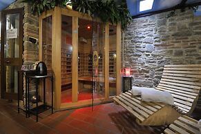 Domus Volumnia Country House