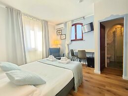 Domus Volumnia Country House