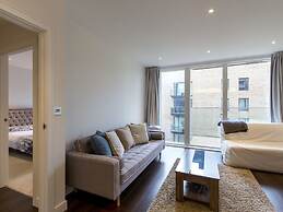 Blissful one bed Near the River