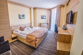 Alexandra Business Hotel