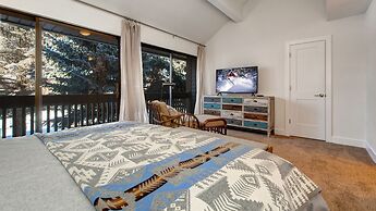 Scandinavian 72 Vantage Condo with Private Hot Tub by RedAwning