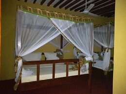 Mpole Bungalows