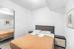 Toronto Furnished Living College Street Elevate Rooms.