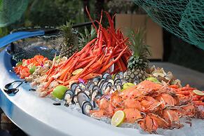 Ramada Plaza by Wyndham Sanya Bay