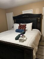 Cozy Stone Mountain Villa