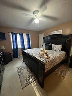 Cozy Stone Mountain Villa