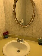 Cozy Stone Mountain Villa