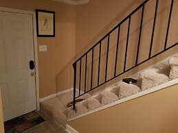 Cozy Stone Mountain Villa