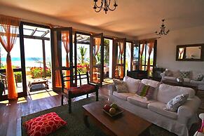 Villa Paradise ON THE Ocean