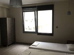 Roomotel Apartments