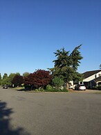 Orchid House near Vancouver YVR Airport