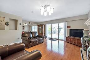 Orchid House near Vancouver YVR Airport