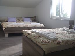 Apartments Villa Erik