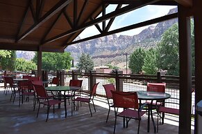 Zion Canyon Lodge