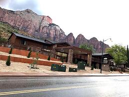 Zion Canyon Lodge