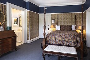 Inn at Taughannock Falls