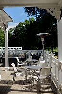 Inn at Taughannock Falls