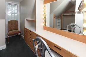 Inn at Taughannock Falls