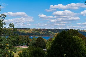 Inn at Taughannock Falls