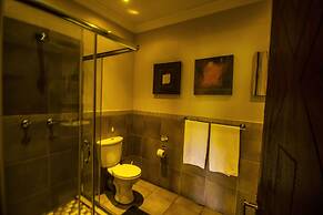 Coyotes Hotel and Conference Centre