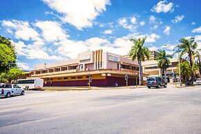 Coyotes Hotel and Conference Centre