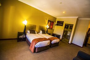 Coyotes Hotel and Conference Centre