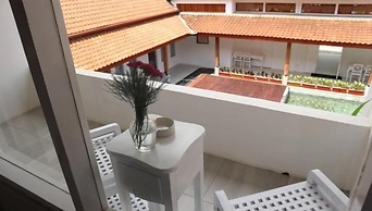 Sinom Borobudur Hotel