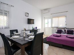 Apartments Adria