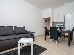 Apartments Adria