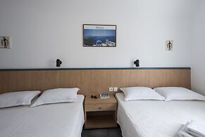 Romani Studios Perissa