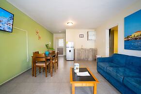 Delynne Boutique Hotel