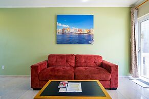 Delynne Boutique Hotel