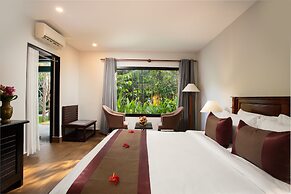 La Renaissance Boutique