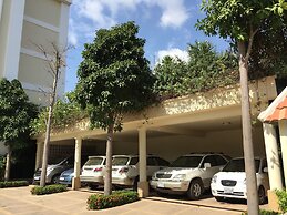 La Renaissance Boutique