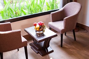 La Renaissance Boutique