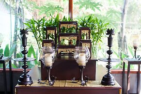 La Renaissance Boutique