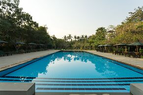 La Renaissance Boutique