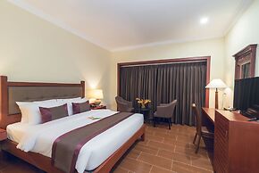 La Renaissance Boutique