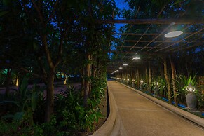 La Renaissance Boutique