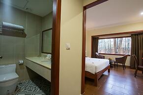 La Renaissance Boutique